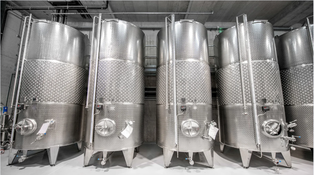 Stainless Steel Tanks - Industrial equipment available in Surabaya, Indonesia